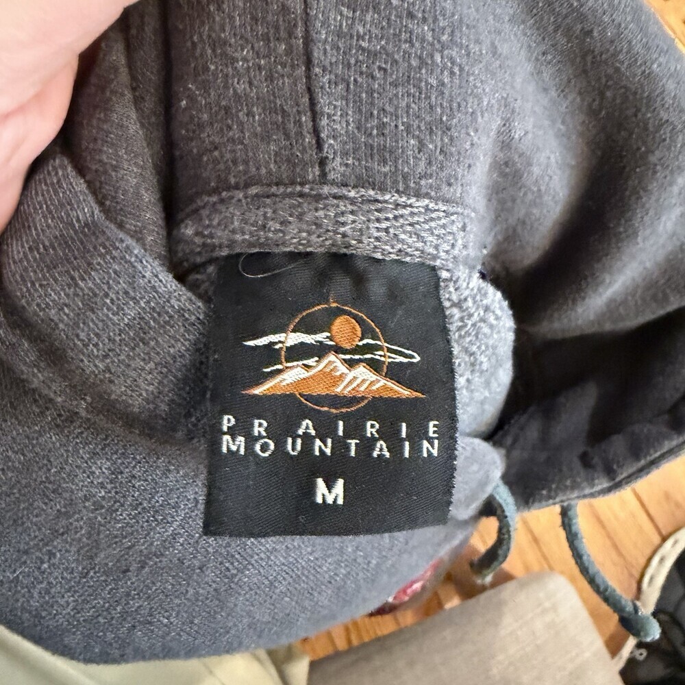 Yellowstone National Park Hoodie Prairie Mountain Gray Medium Graphic USA - Picture 3 of 8